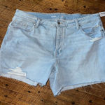 Old Navy  light wash curvy distressed plus size 20 denim shorts Photo 0