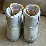 Nike blazer Mid 77 Classic White High-Tops women's size 7 Photo 4