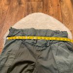 A pea in the pod  Pants Maternity Size Large Green Jogger‎ Cropped Cargo Photo 4