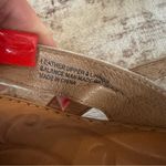 Born Kalani Silver Leather Big Flower Thong Slingback Sandals Womens Sz 9 Photo 4