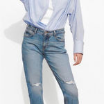 ZARA NWT  Relaxed Fit Low Rise Ankle Length Comfort Distressed Jeans Size 8 Photo 0