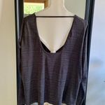 Under Armour  Light Weight Long Sleeve Shirt Photo 1