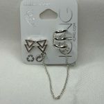 Icing Triangle Ear Connector Earrings Silver Photo 1