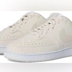 Nike NEW IN BOX Women’s  Court Vision Lo NN low ~ white/pale-ivory-black ~ 10 Photo 8