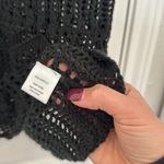 Live and let live Y2k crochet short sleeve top Photo 4