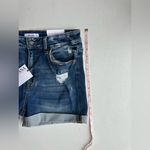 Zenana  Women’s NWT size large denim distressed shorts Photo 5