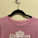 Old Navy graphic t-shirt Photo 2