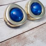 Vintage Clip On Earrings Photo 1