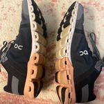 on cloud Shoes Photo 0