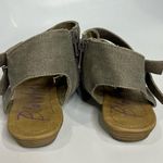 blowfish  canvas Malibu sandals size 7.5 Photo 4