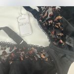 Elomi Namrah Bandless Plunge Bra Black Size undefined Photo 6