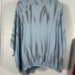 Fantastic Fawn  Blue and Gray Short Sleeve Top Size Large EUC Photo 3