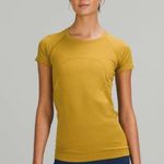 Lululemon Swiftly Tech Short Sleeve Photo 0
