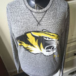 Under Armour loose fit Mizzou tiger school spirit sporty Athleisure S sweatshirt Photo 0