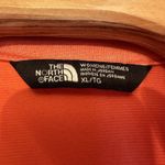 The North Face Women's Size XL Coral Orange Pink Performance 1/4 Zip Pullover Photo 2
