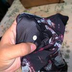 Lululemon  Tranquil Crop Kara Blossom Multi / Black Photo 6