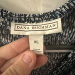 Dana Buchman  Women’s XL Sleeveless V-Neck Blouse Blue Pattern Top Photo 5