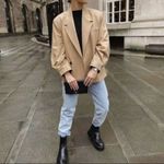 ZARA  Women Pleated Sleeve Blazer Light Camel Size US Medium‎ Photo 3