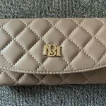 Badgley Mischka NWT  Cream Quilted Wallet with Elegant Design Retail $49 Photo 0