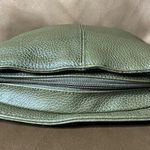 Saddle River Chic Green Leather Bucket Bag Photo 5