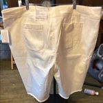 Westbound  woman, 24 white Cropped Pants new with tags​ Photo 1