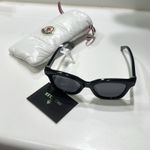 Moncler  55MM Cat Eye Sunglasses Blsck Photo 7