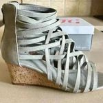 New Journey & Crew Twyla Wedge Sandal, size 8.5 Gray Photo 0