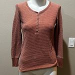 Seven7  tan orange thermal long sleeve Photo 0