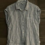 Orvis Top for Women - Linen Blend Womens Short Sleeve - Button-Up Size Small Photo 0