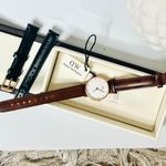 Daniel Wellington Women’s  Leather Watch Photo 5