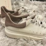 Alexander McQueen  Photo 2