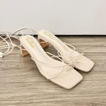 Lulus Strappy Toe Wrap Low Heeled Sandals Nude Size 7.5 NEW Photo 1