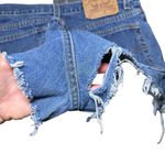 Levi's VTG 517 Relaxed Cut Off Shorts Womens Jr 11 Raw Hem Blue Denim Cotton ‘99 Photo 2