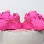 Nike ladies HUARACHE shoes size 4.5 Photo 4