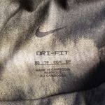 Nike  One Luxe 7” Tie Dye Mid Rise Biker‎ Shorts NWT XS Photo 5