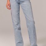 Abercrombie & Fitch Abercrombie 90s Straight Ultra High-Rise Jean Photo 0