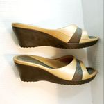 Crocs Slides Sassari Women’s Wedge Heel Sandal in Chocolate & Gold Sz 10 EUC Photo 8