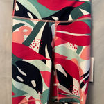 Carve Designs NWT  Lucie Compression Shorts Size XXS In Sonja 8" Inseam Photo 0