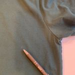 Goodfellow & Co  Women’s Large Green and Pink Short Sleeve Crewneck T-Shirt Photo 5