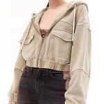 Urban Outfitters β
UO Yogi Fleece Cropped Zip-Up Hoodie Sweatshirt - Beige β
Photo 0