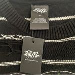 Zumiez NWT SWIXXZ Bat Black Distressed Sweater | Size: Medium Photo 5