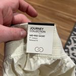 CALIA by Carrie Underwood Cream Cargo Shorts Relaxed Fit Size Large Photo 2