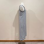 89th & Madison NWT Navy Blue Chevron Striped Maxi Tank Dress Size Medium Photo 3
