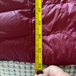 Women's Reversible Black and Maroon Quilted Hoodie Jacket Size XXL Photo 5