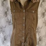 BKE Gimmicks by  distressed vest size medium Photo 1