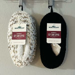 NWT Northeast Outfitters Women's Alow Infused Slipper Bundle. Shoe size 5 Photo 0