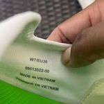 Oofos Sneakers women’s size 7 White Photo 5