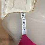 Victoria's Secret T-Shirt Lightly Lined Demi Bra Hot Pink Size 38DD E85 Photo 4