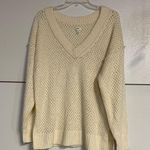 Aerie  OVERSIZED CREAM SWEATER MEDIUM Photo 1