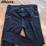 Athleta  Relay Capri 2.0 Workout Athlete Training Zip Back Side Pockets Womens S Photo 0